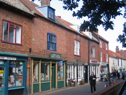 Staithe Street (top end). The green-fronted shop with the blue window above it, was where Samuel Powditch together with his wife, Amelia (nee Hall) and their 10 children lived from c.1829-1849. Samuel was a Shoemaker.
(Photo © Pat Powditch)
